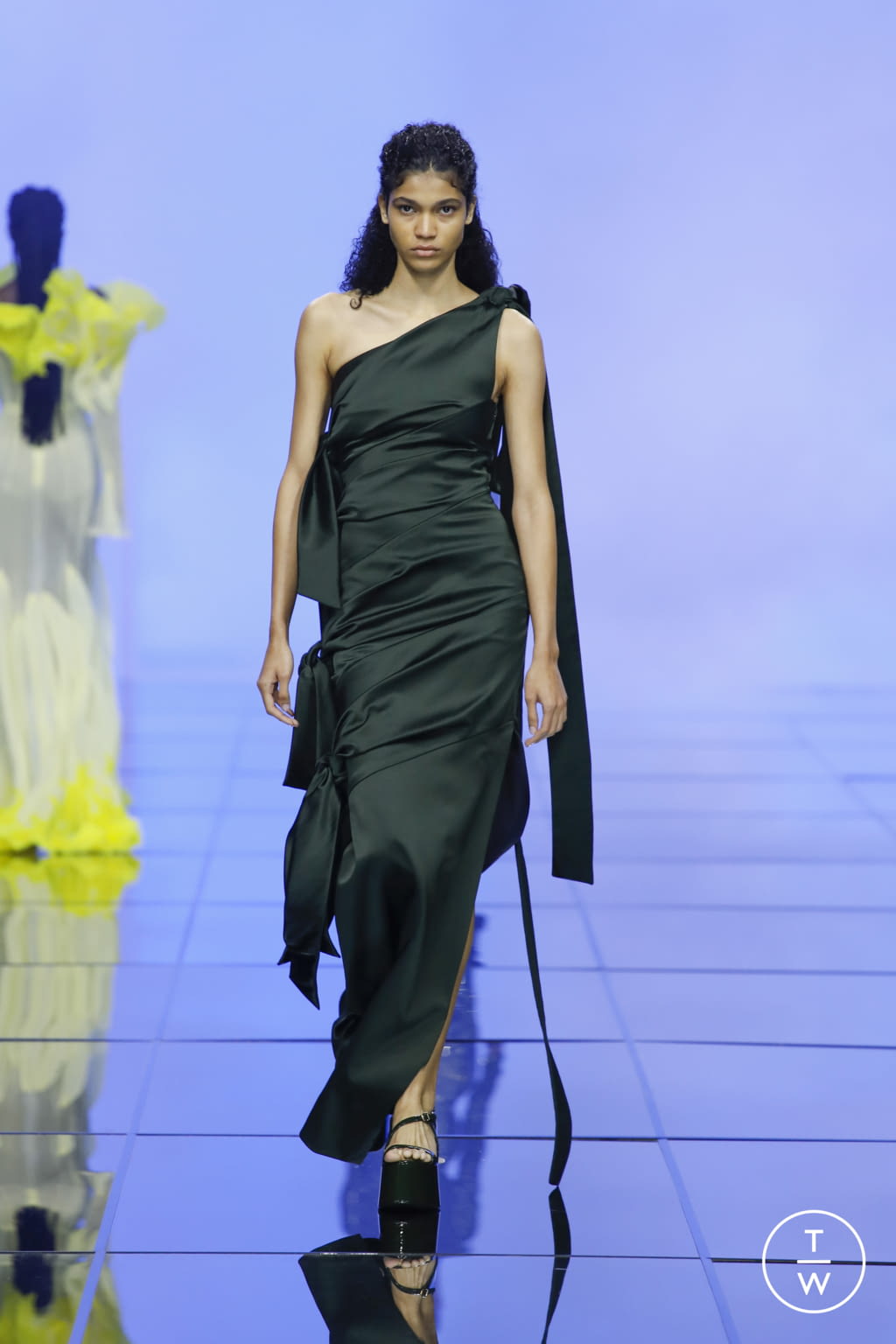 Fashion Week Milan Spring/Summer 2022 look 15 de la collection Del Core womenswear