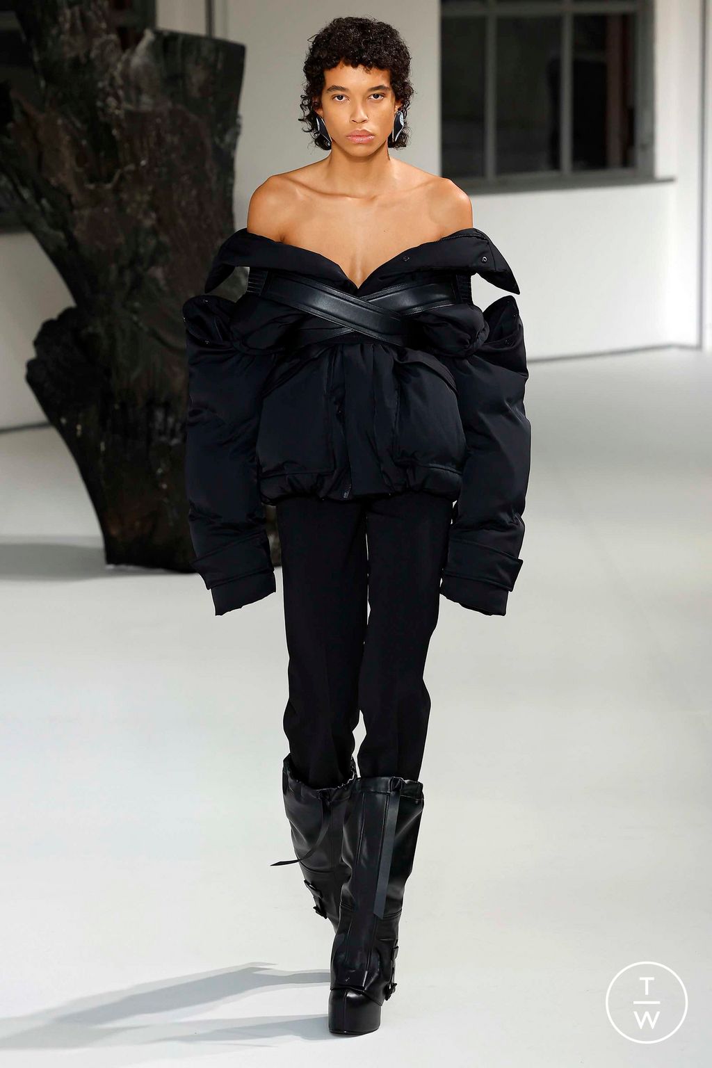 Fashion Week Milan Fall/Winter 2023 look 4 from the Del Core collection 女装