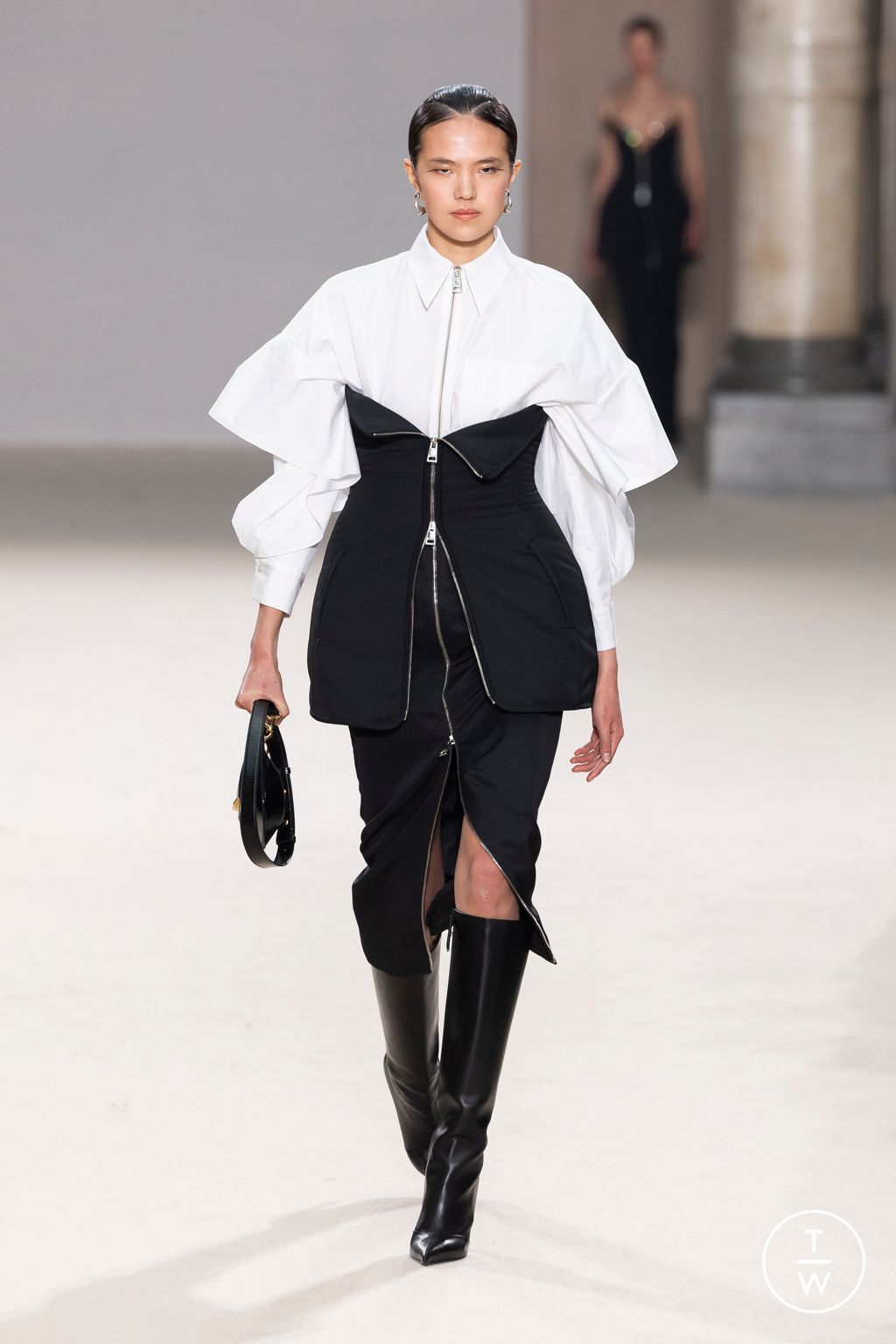 Fashion Week Milan Fall/Winter 2024 look 16 de la collection Del Core womenswear