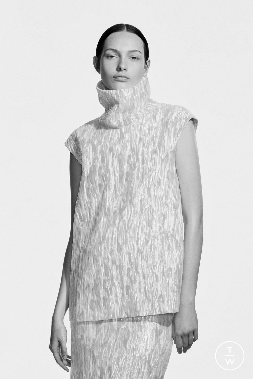 Fashion Week Milan Resort 2025 look 14 de la collection Del Core womenswear