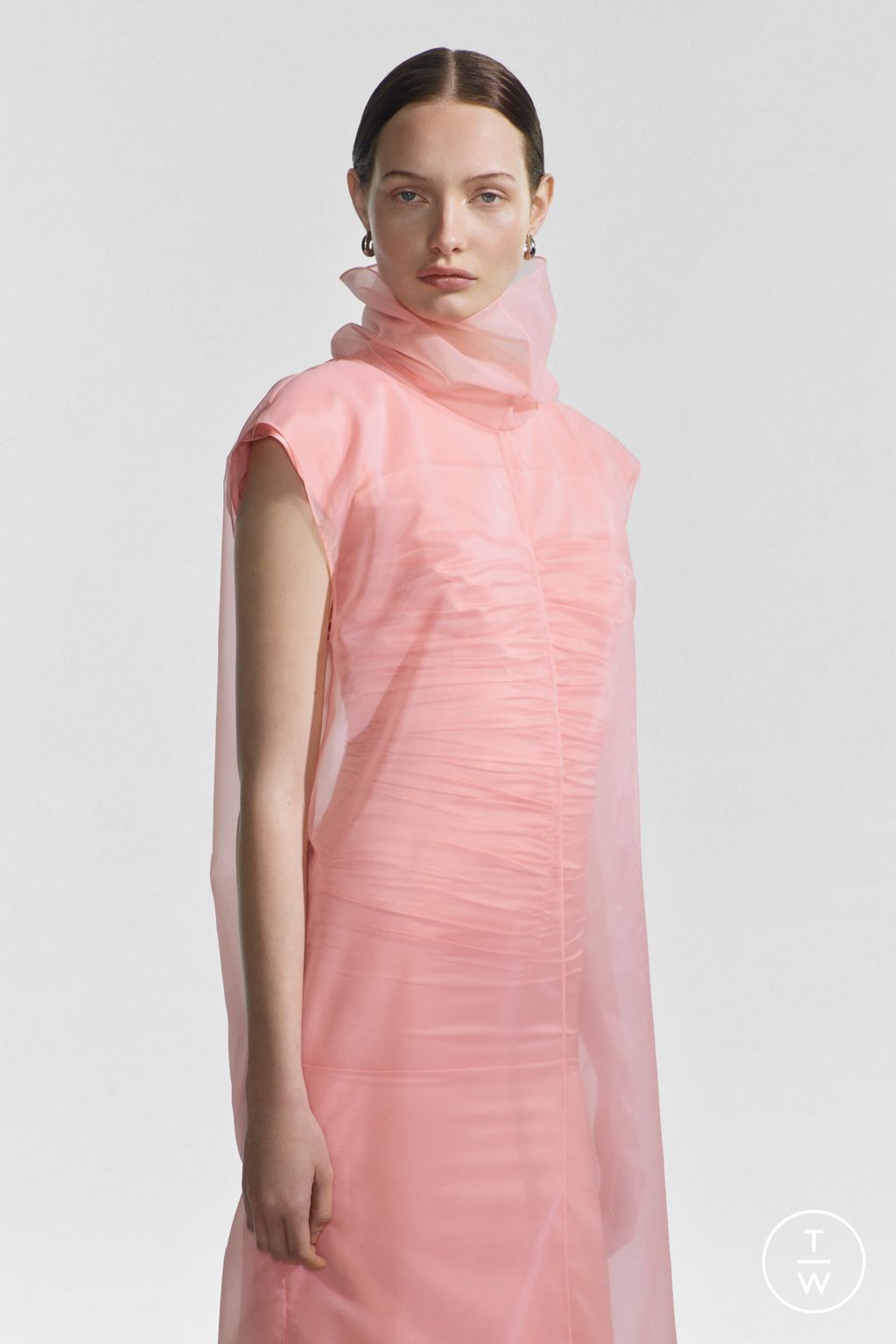 Fashion Week Milan Resort 2025 look 16 from the Del Core collection 女装