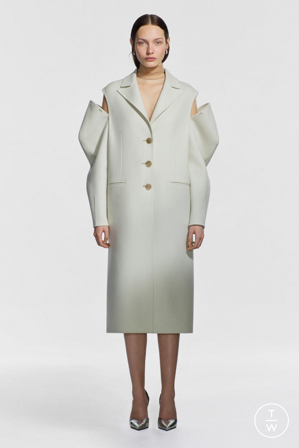 Fashion Week Milan Resort 2025 look 9 from the Del Core collection womenswear