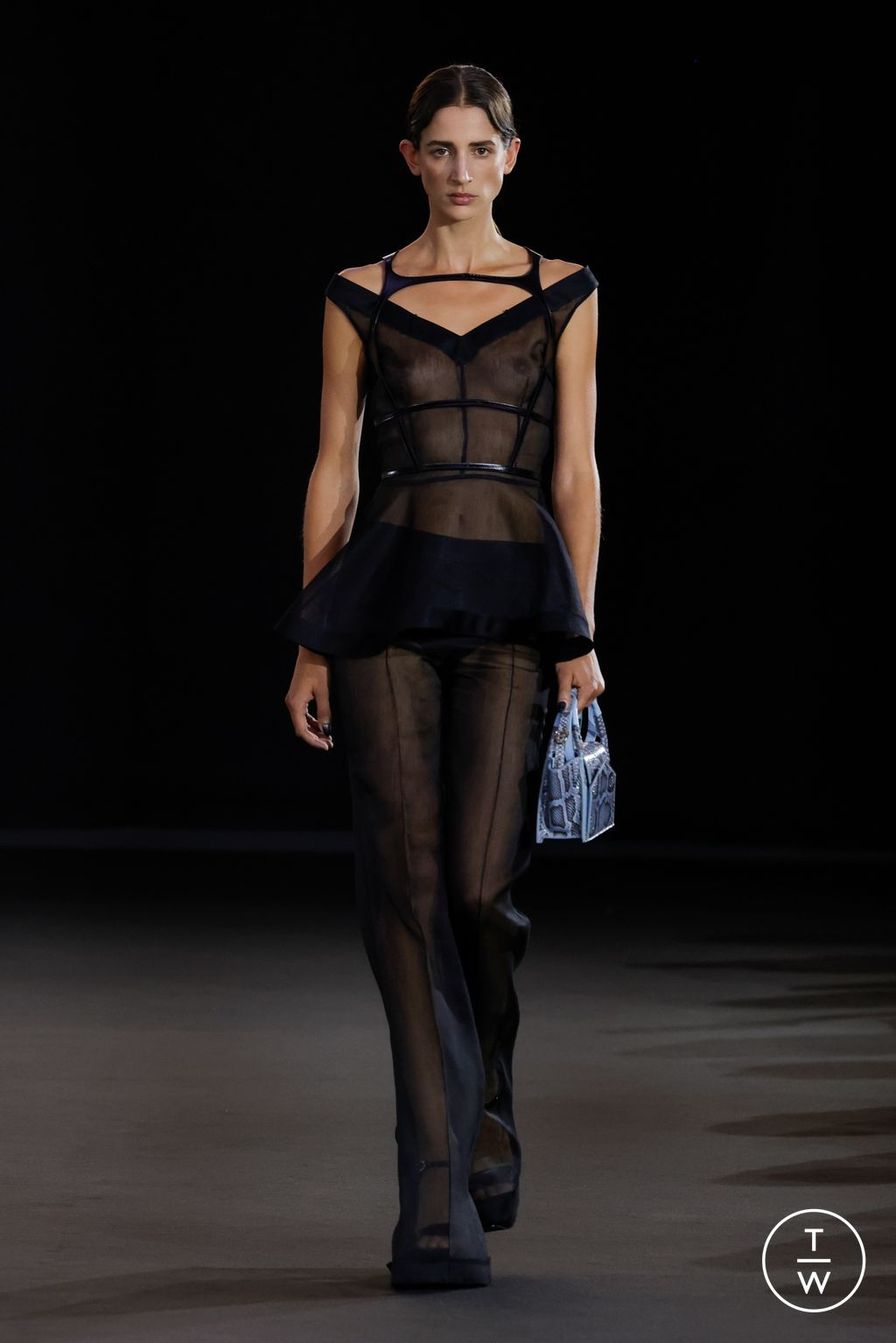 Fashion Week Milan Spring/Summer 2023 look 24 de la collection Del Core womenswear