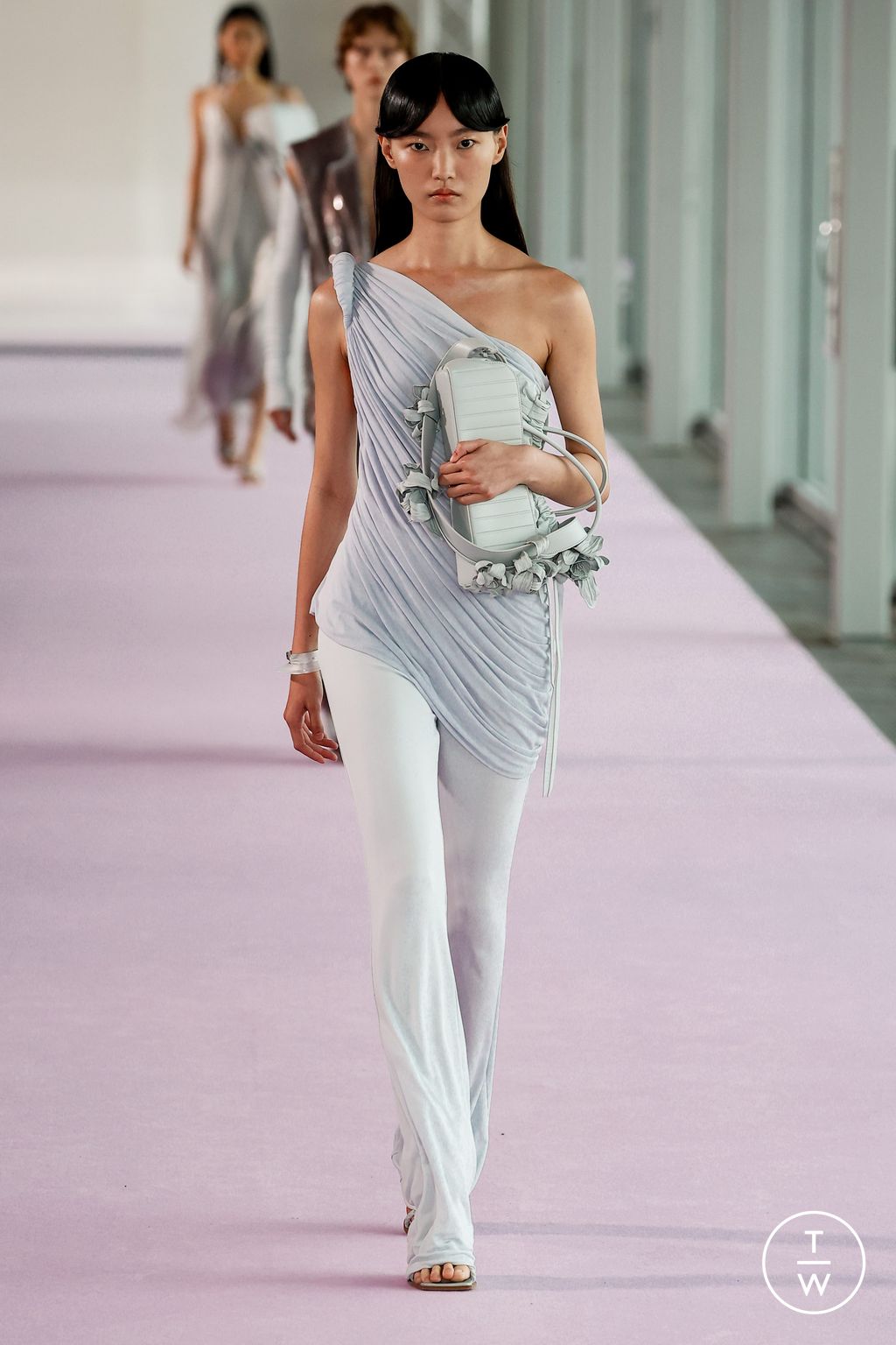 Fashion Week Milan Spring/Summer 2024 look 10 de la collection Del Core womenswear