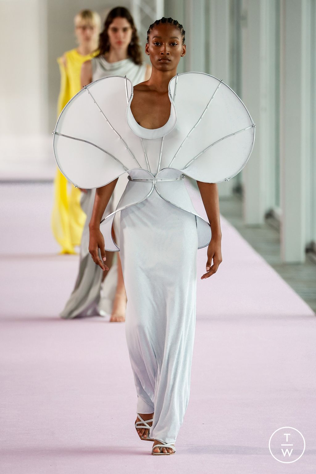 Fashion Week Milan Spring/Summer 2024 look 16 from the Del Core collection womenswear