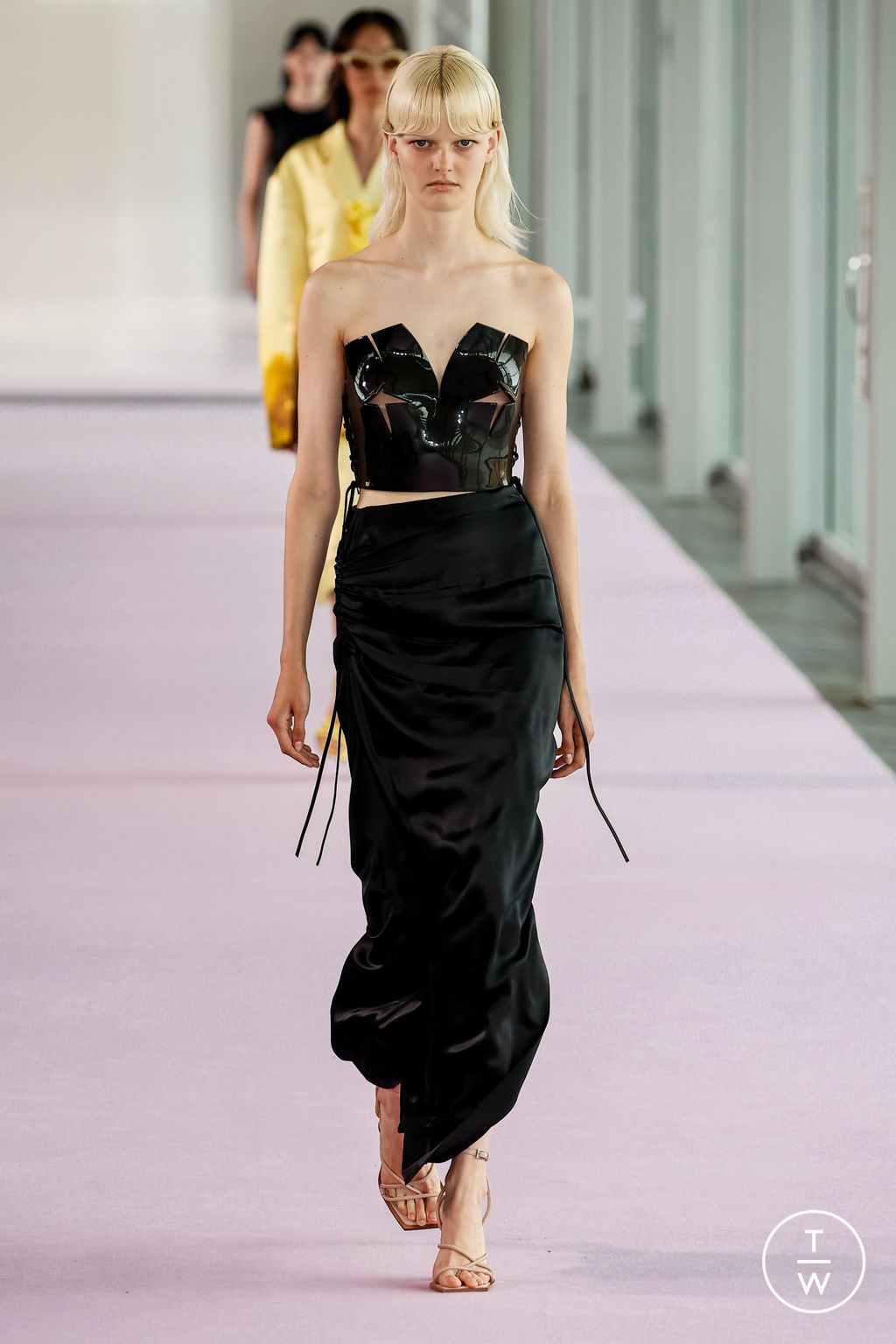 Fashion Week Milan Spring/Summer 2024 look 19 de la collection Del Core womenswear