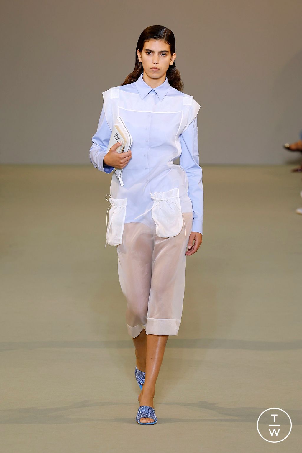 Fashion Week Milan Spring/Summer 2025 look 15 from the Del Core collection 女装