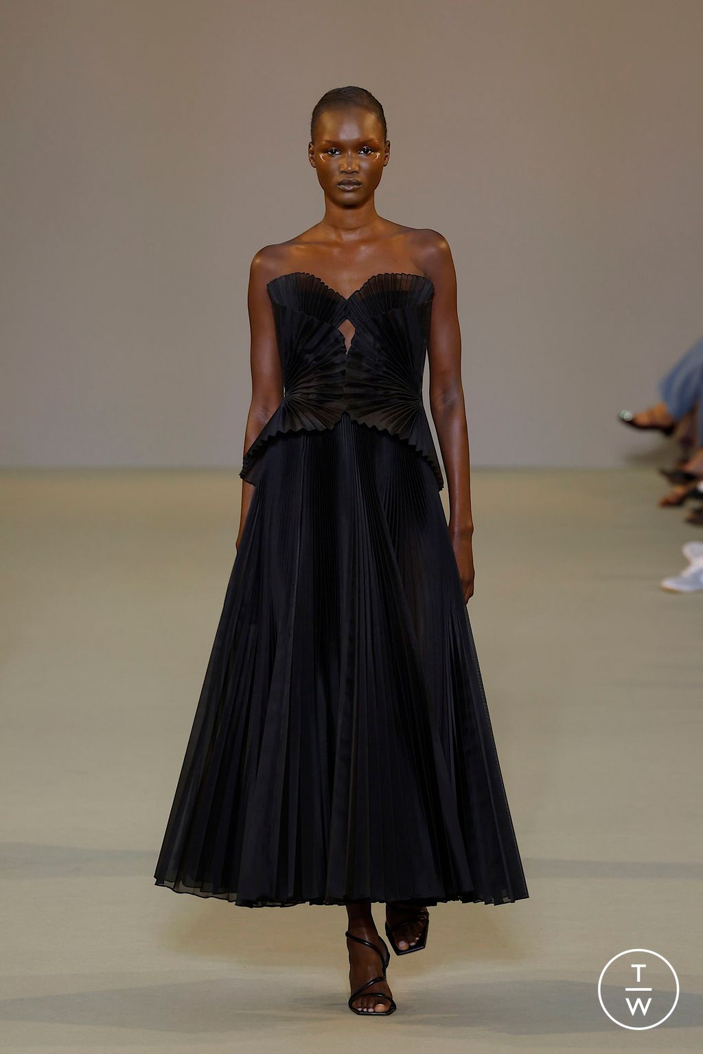 Fashion Week Milan Spring/Summer 2025 look 31 from the Del Core collection 女装