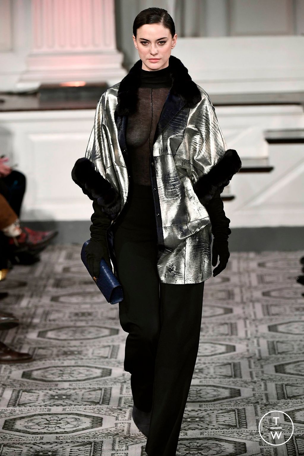 Fashion Week New York Fall/Winter 2023 look 3 de la collection Dennis Basso womenswear