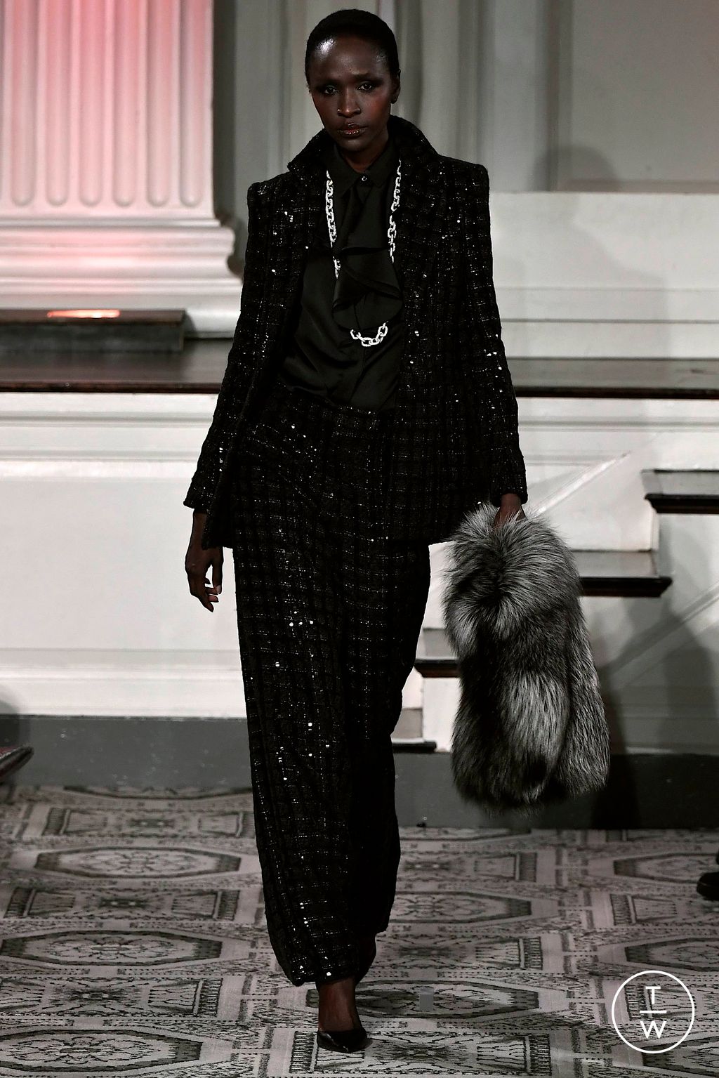 Fashion Week New York Fall/Winter 2023 look 7 from the Dennis Basso collection womenswear