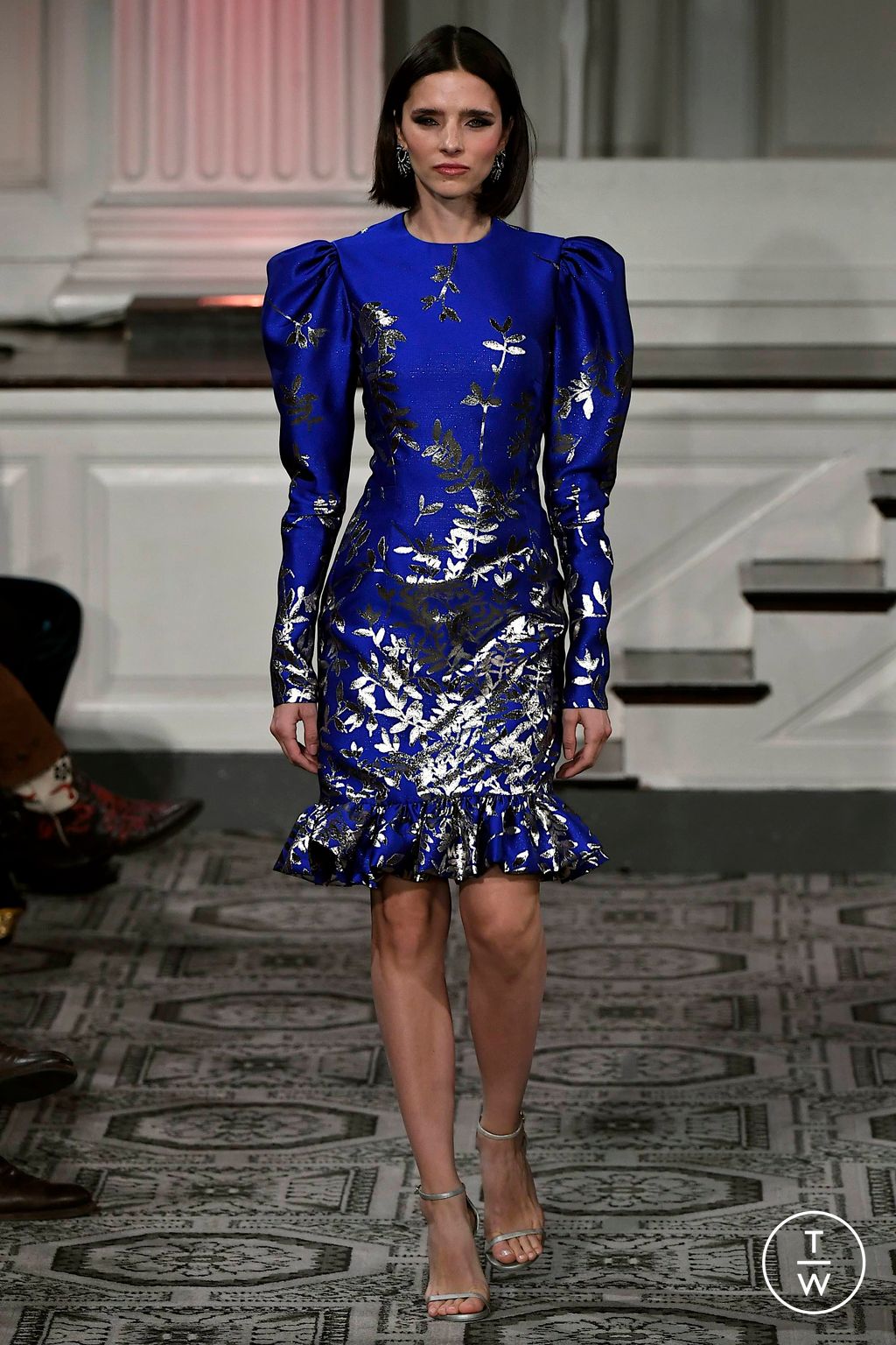 Fashion Week New York Fall/Winter 2023 look 21 de la collection Dennis Basso womenswear