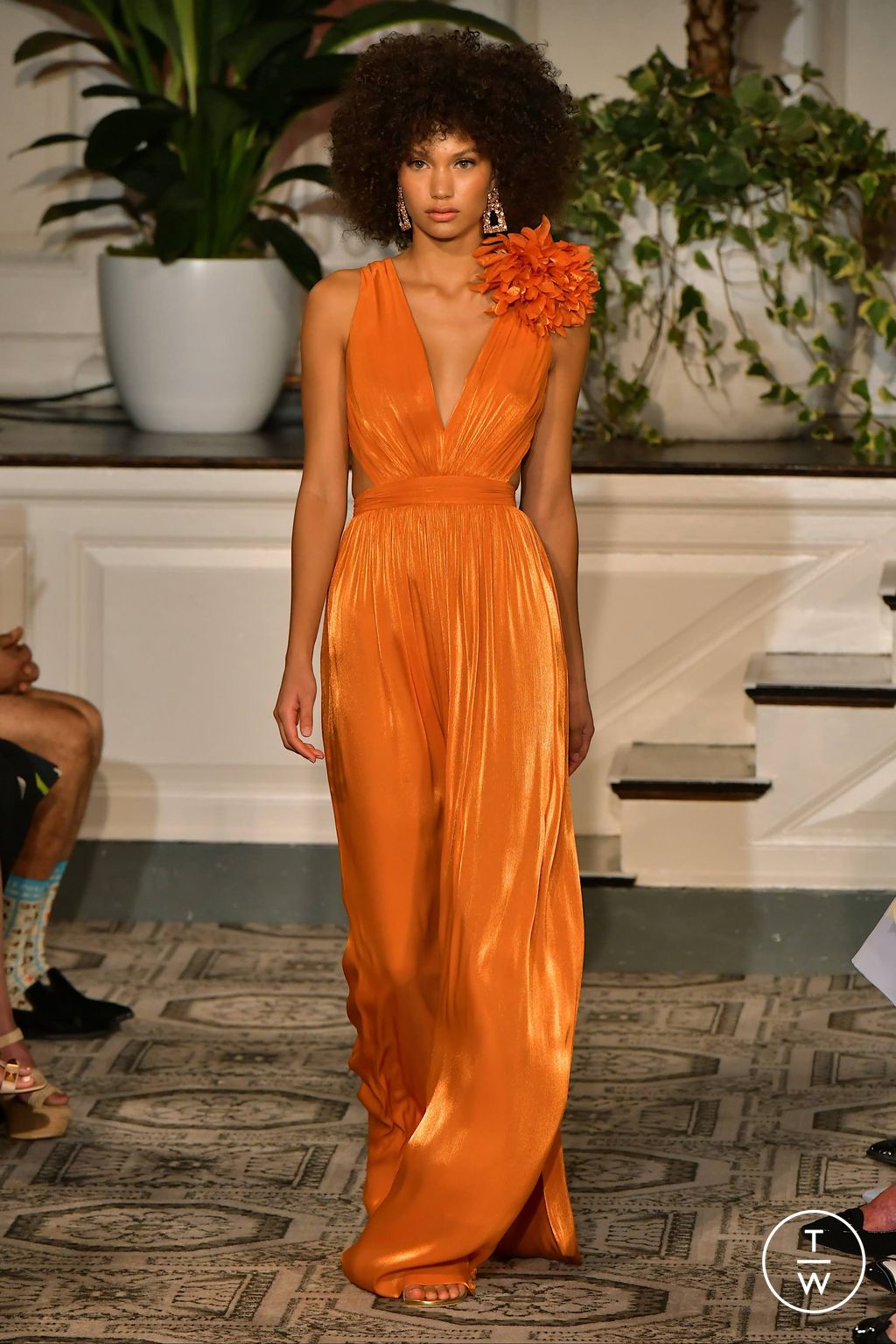 Fashion Week New York Spring/Summer 2024 look 38 de la collection Dennis Basso womenswear