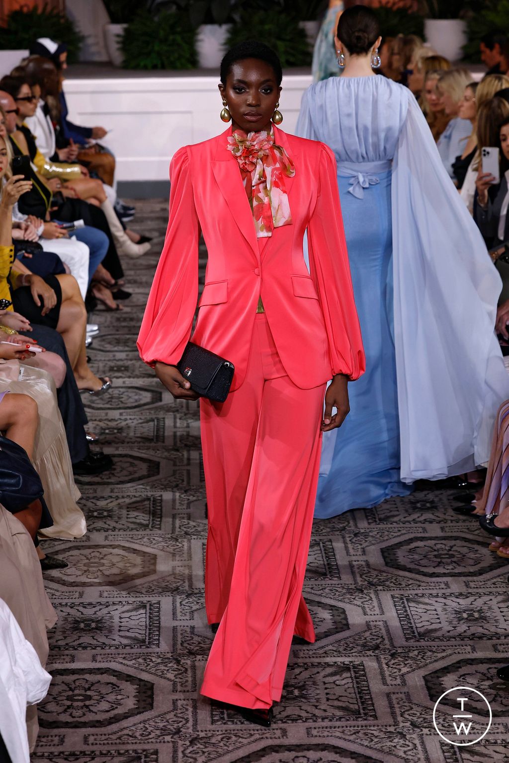 Fashion Week New York Spring/Summer 2025 look 25 from the Dennis Basso collection womenswear