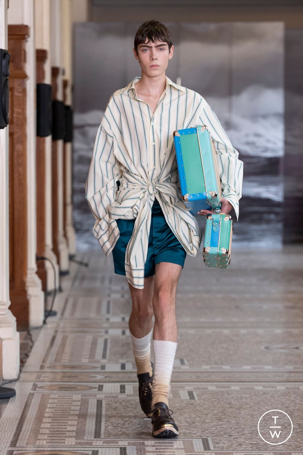 Fashion Week Paris Spring/Summer 2024 look 2 from the Denzil Patrick collection menswear