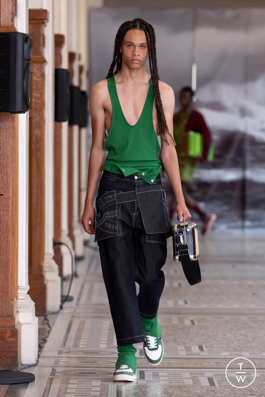 Fashion Week Paris Spring/Summer 2024 look 16 from the Denzil Patrick collection menswear