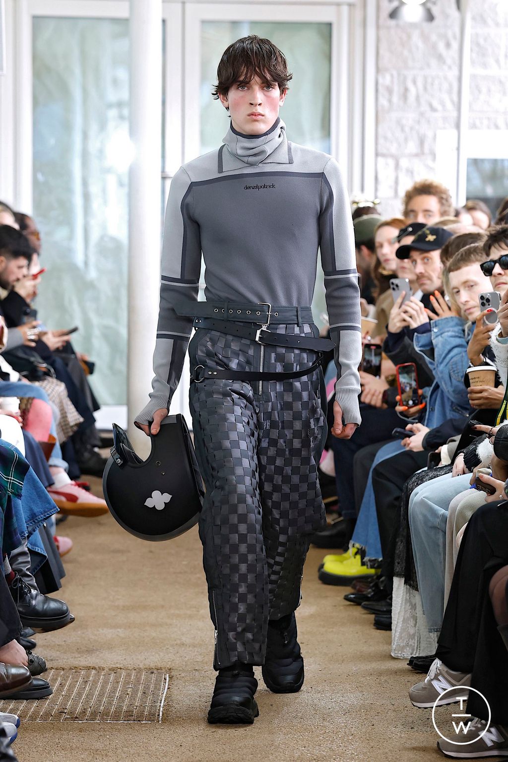 Fashion Week London Fall/Winter 2025 look 2 from the Denzil Patrick collection menswear