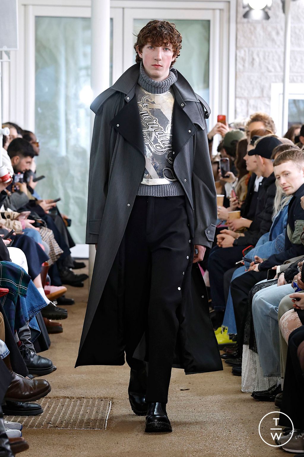 Fashion Week London Fall/Winter 2025 look 7 from the Denzil Patrick collection menswear