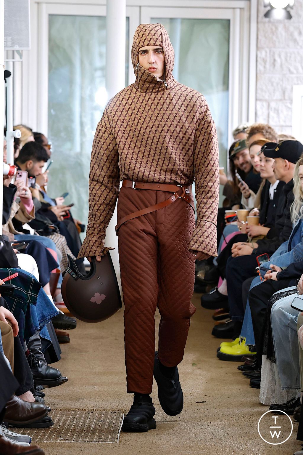 Fashion Week London Fall/Winter 2025 look 11 from the Denzil Patrick collection menswear