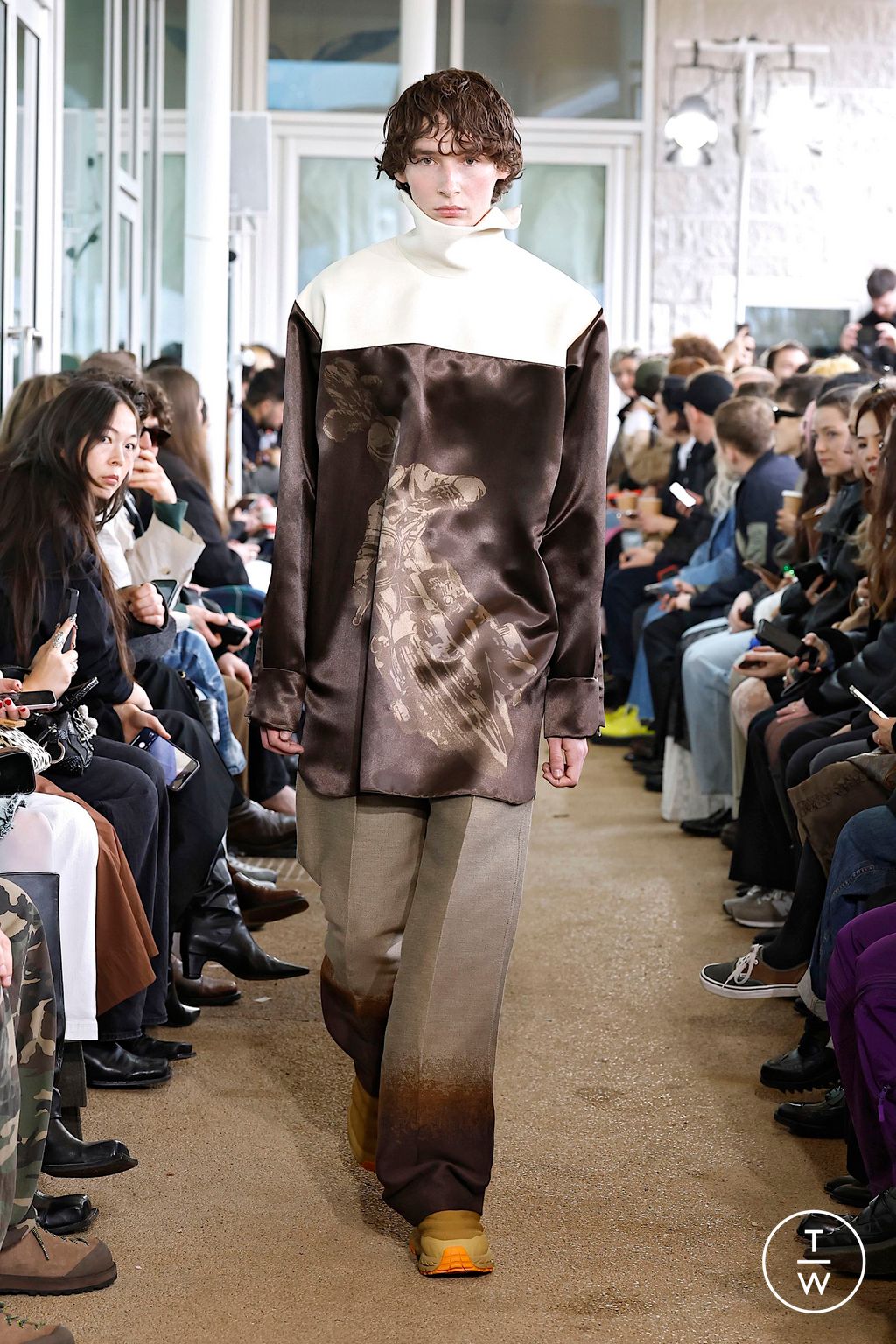 Fashion Week London Fall/Winter 2025 look 15 from the Denzil Patrick collection menswear