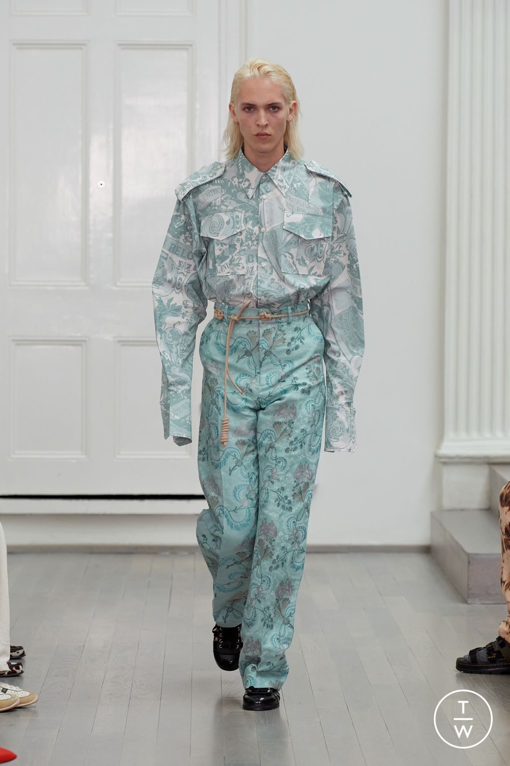 Fashion Week London Spring-Summer 2025 look 4 from the Denzil Patrick collection menswear