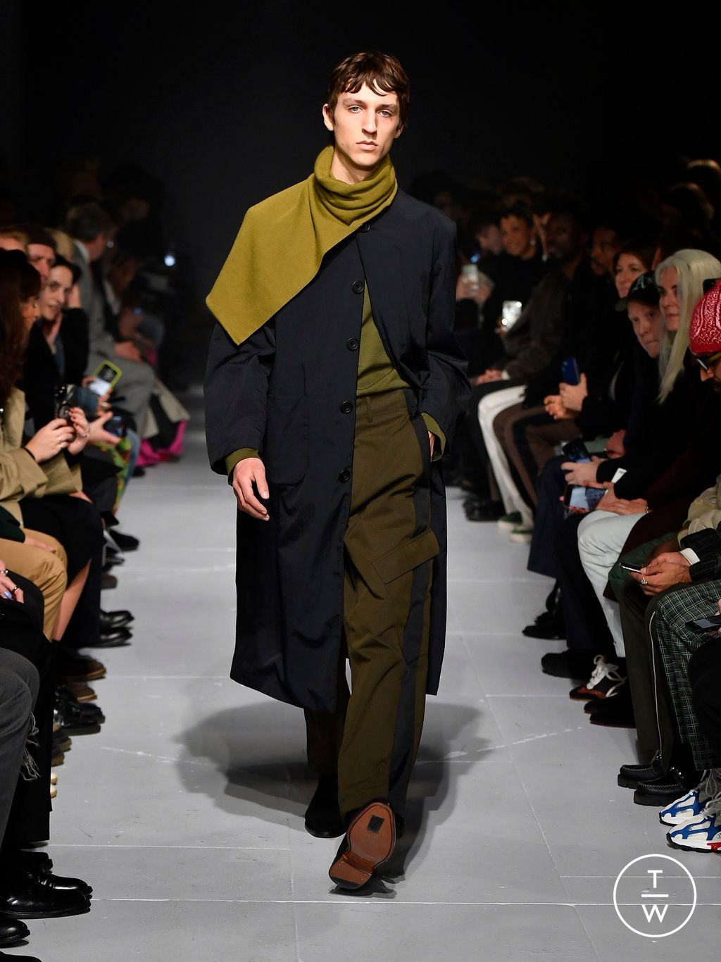Fashion Week London Fall/Winter 2024 look 3 from the DERRICK collection womenswear