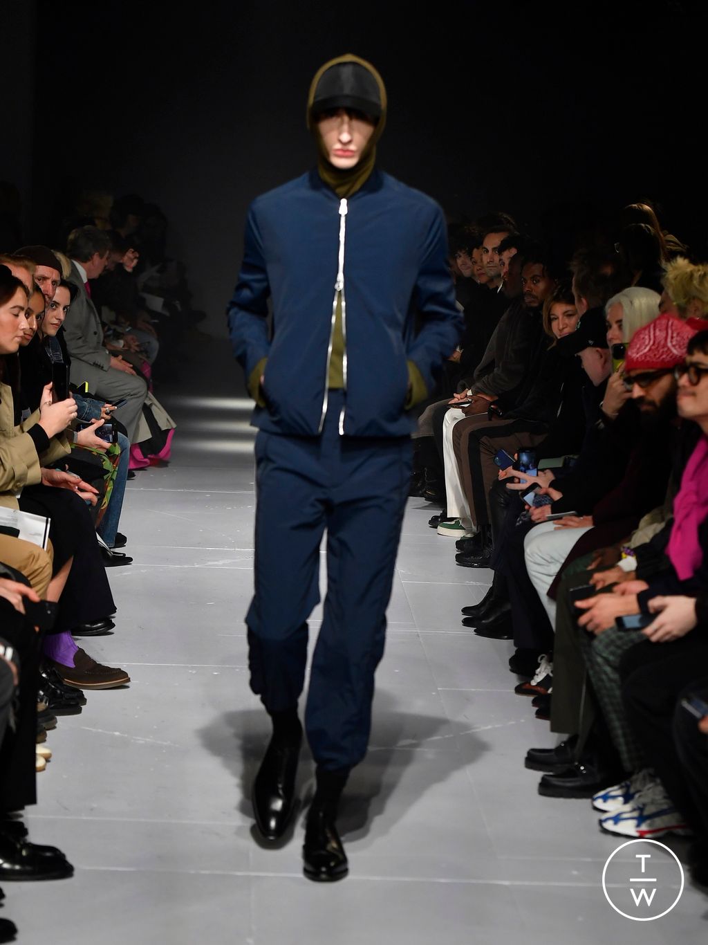 Fashion Week London Fall/Winter 2024 look 9 from the DERRICK collection 女装