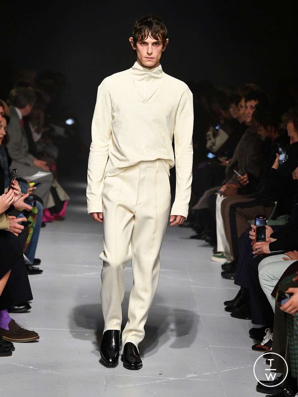 Fashion Week London Fall/Winter 2024 look 13 from the DERRICK collection 女装