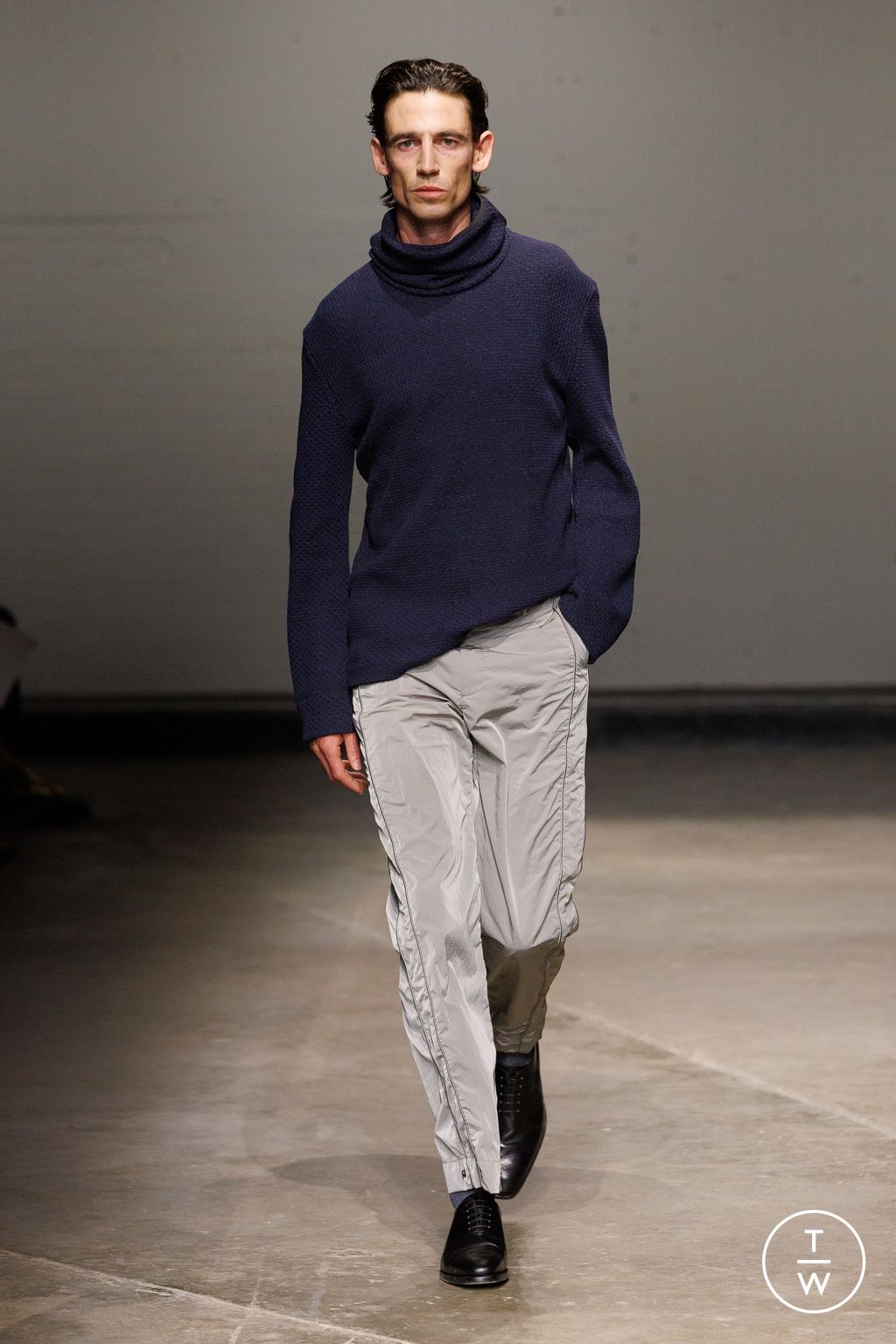 Fashion Week London Spring-Summer 2025 look 2 from the DERRICK collection menswear