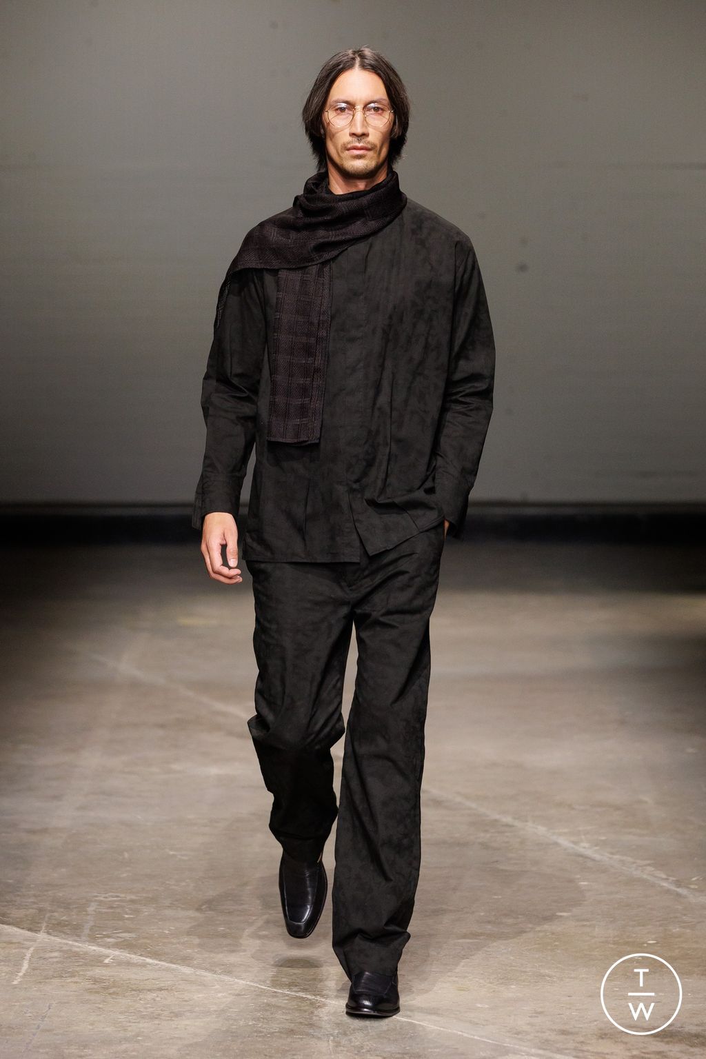 Fashion Week London Spring-Summer 2025 look 11 from the DERRICK collection menswear