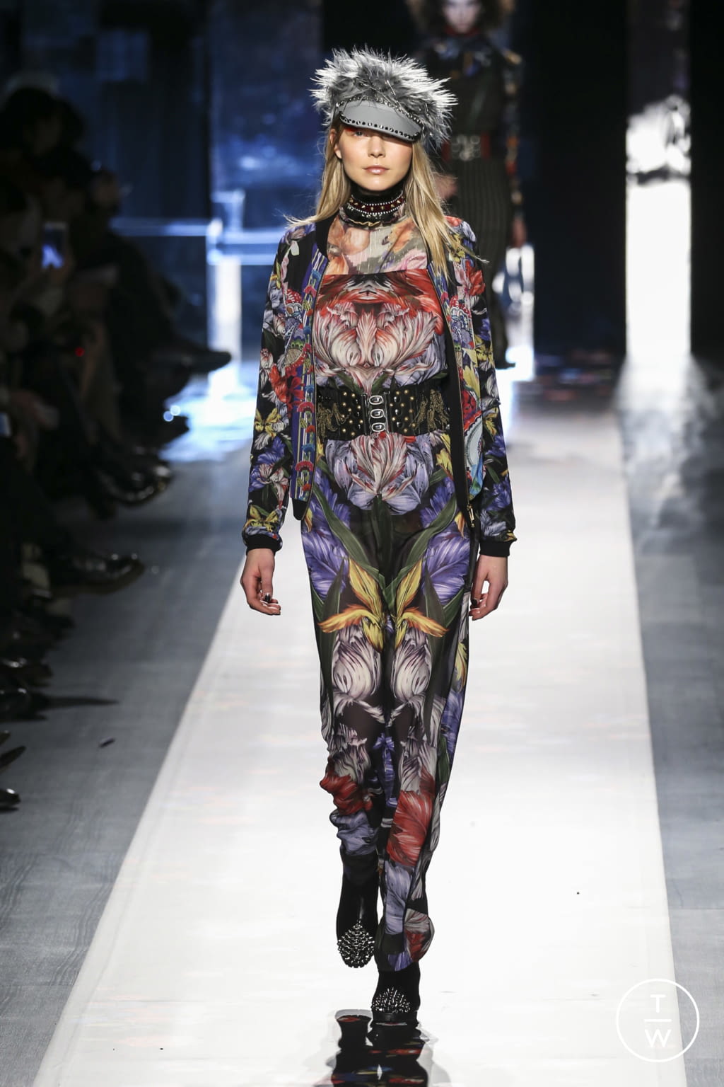 Fashion Week New York Fall/Winter 2017 look 46 from the Desigual collection womenswear