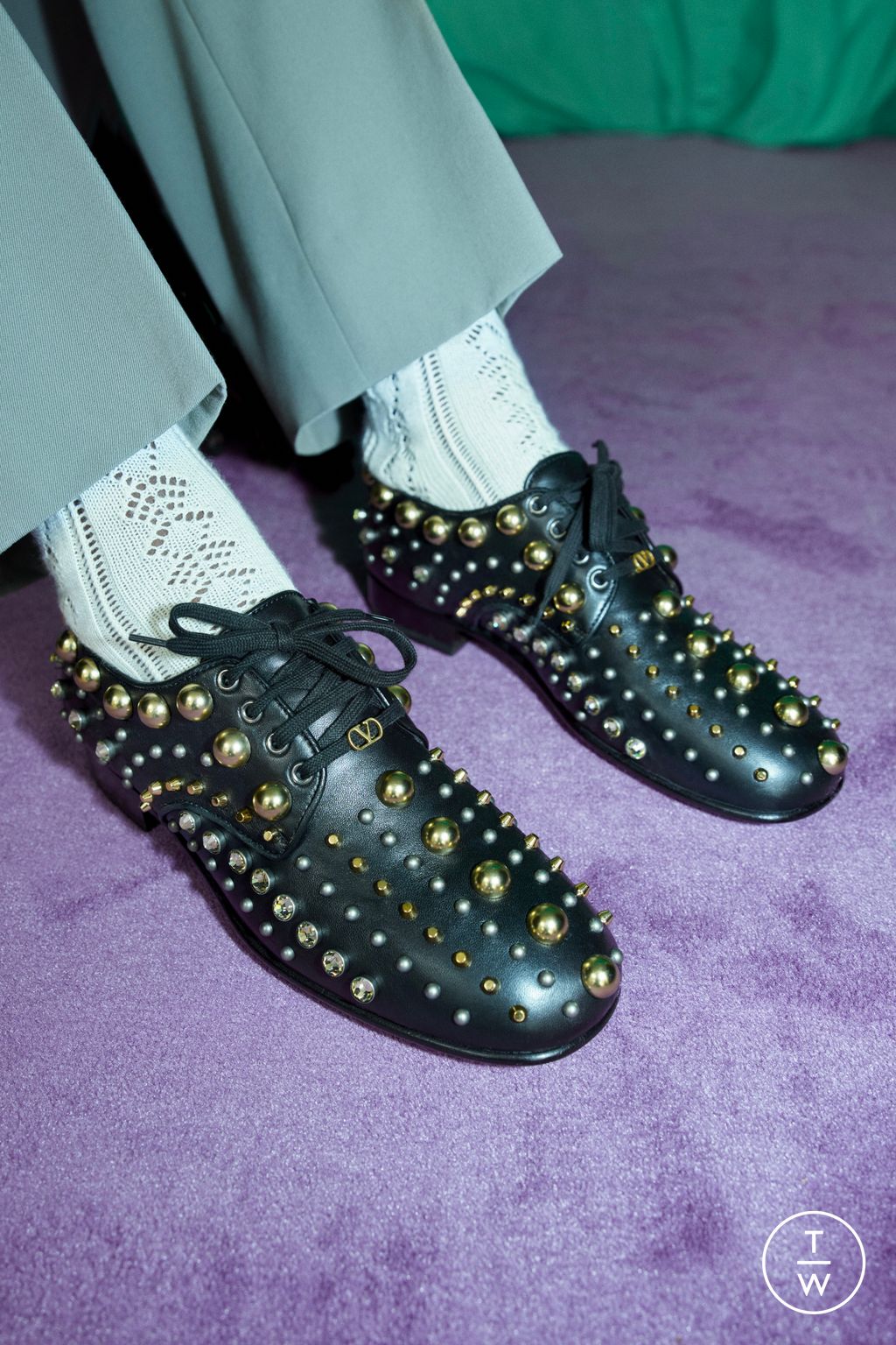 Fashion Week Paris Pre-Fall 2025 look 186 de la collection Valentino womenswear