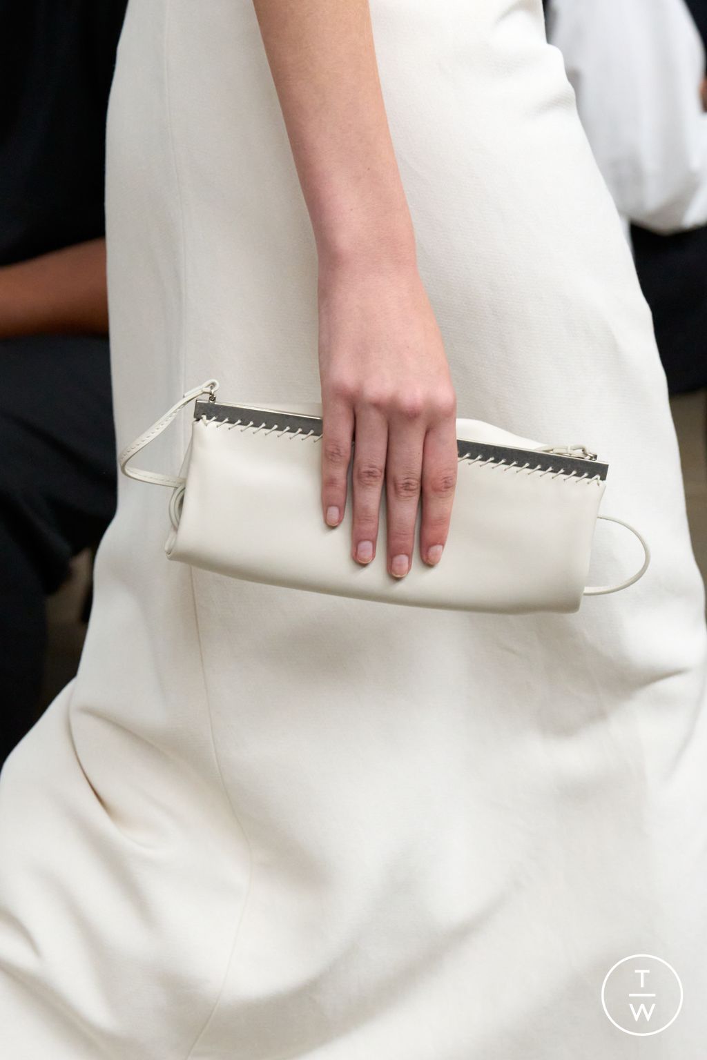 Fashion Week New York Spring/Summer 2026 look 5 from the Calvin Klein Collection collection womenswear accessories