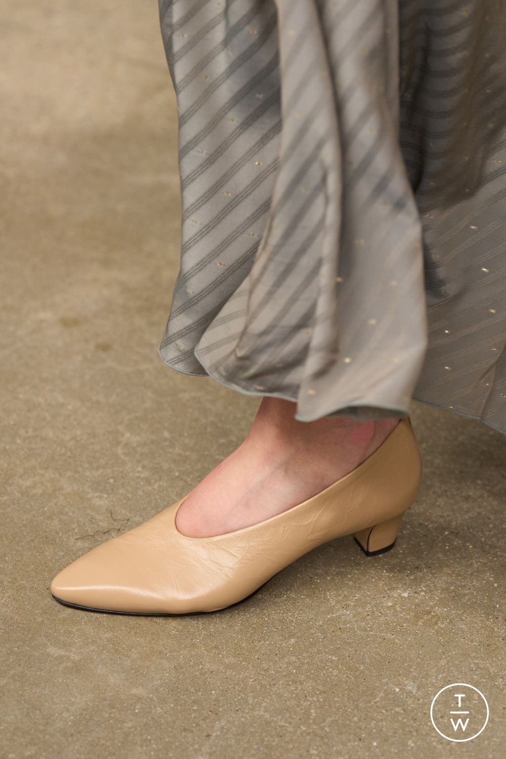 Fashion Week New York Spring/Summer 2026 look 8 de la collection Calvin Klein Collection womenswear accessories