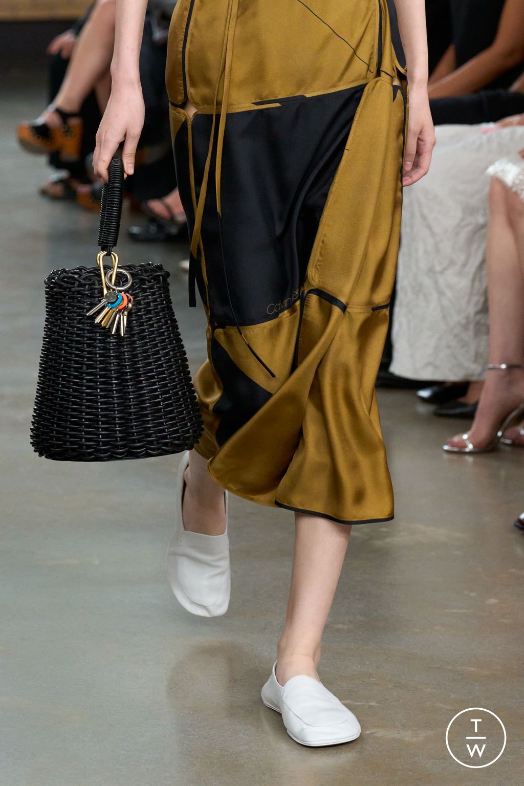 Fashion Week New York Spring/Summer 2026 look 19 de la collection Calvin Klein Collection womenswear accessories