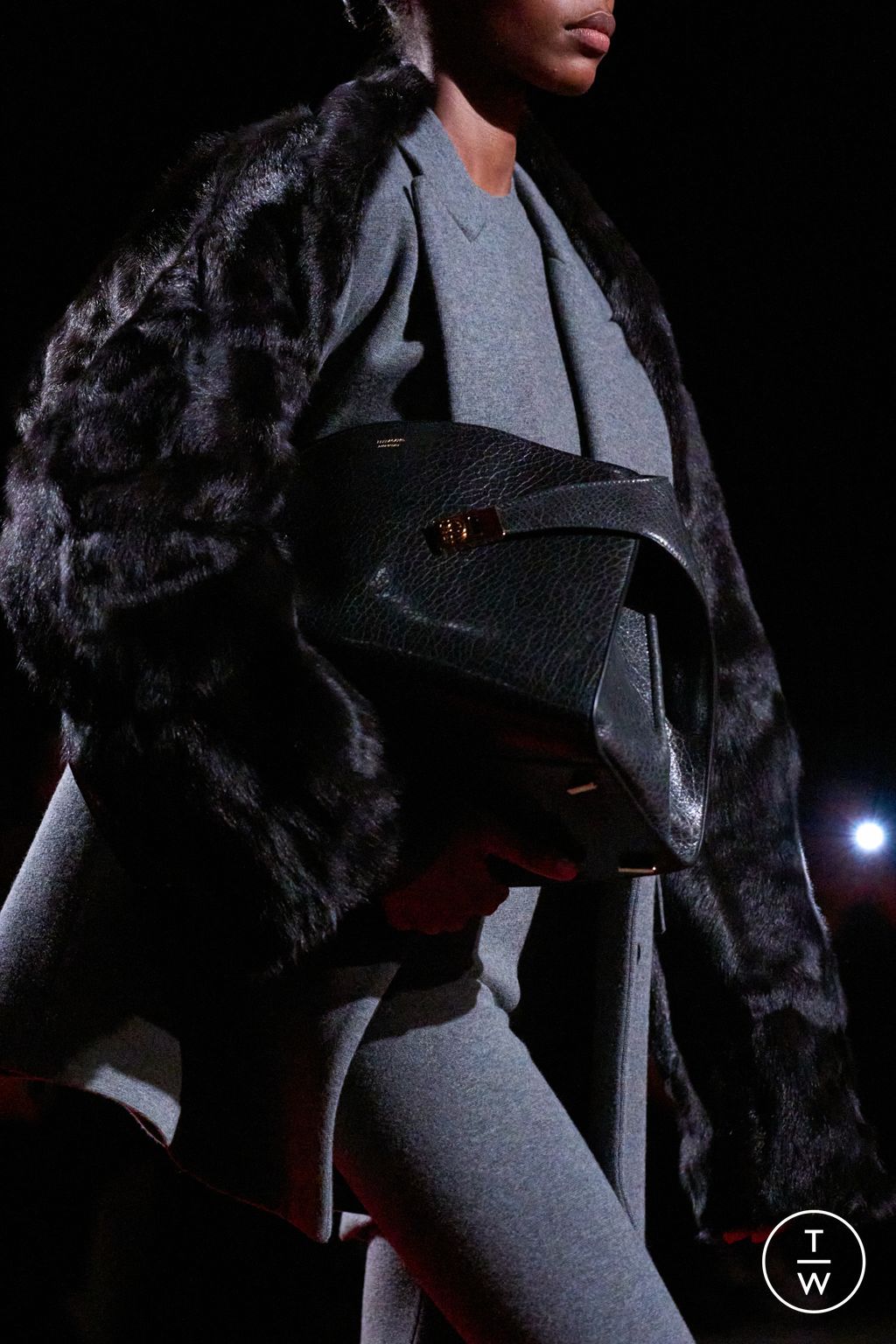 Fashion Week Milan Fall/Winter 2025 look 2 from the Ferragamo collection womenswear accessories