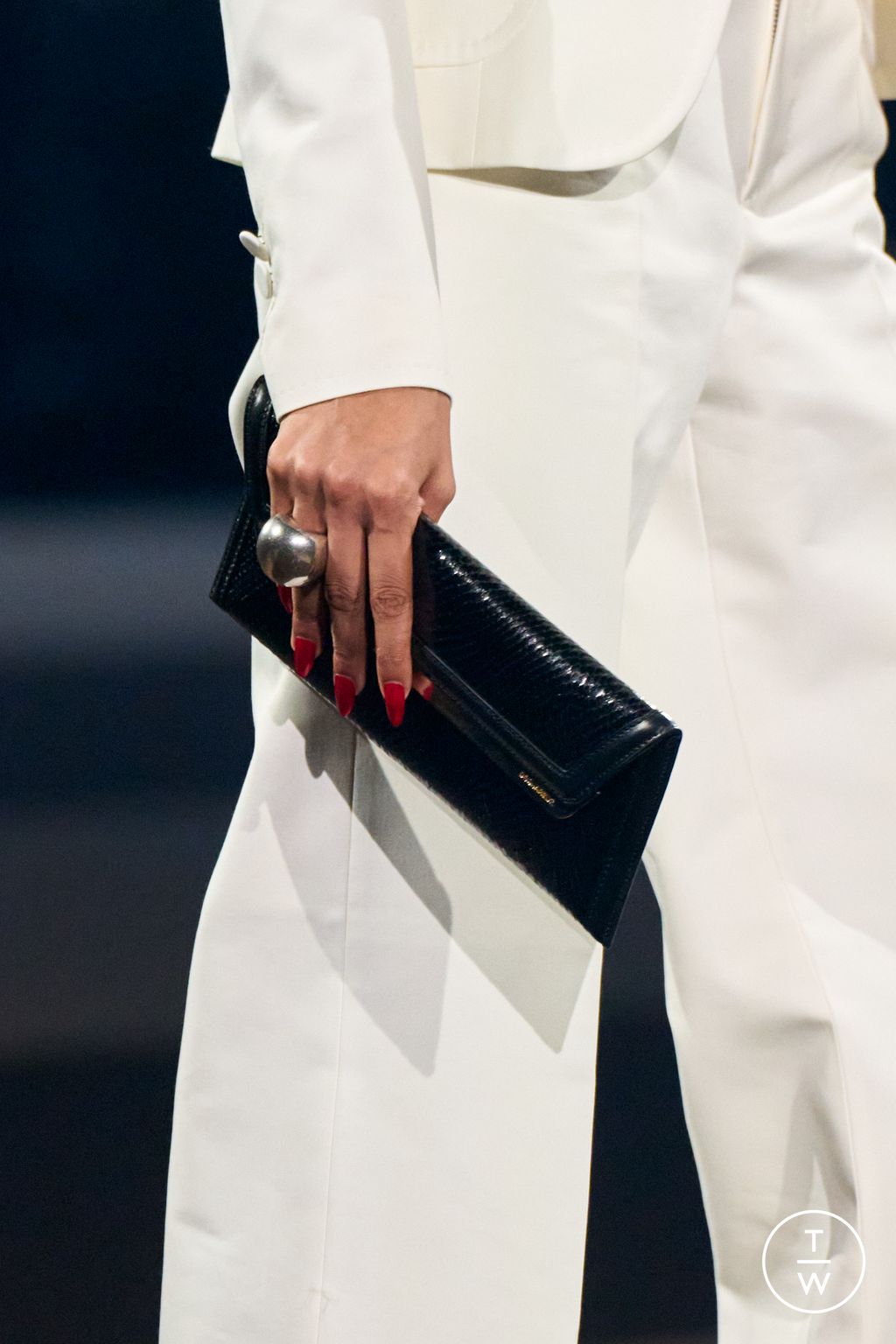 Fashion Week Milan Fall/Winter 2025 look 30 from the Dsquared2 collection womenswear accessories