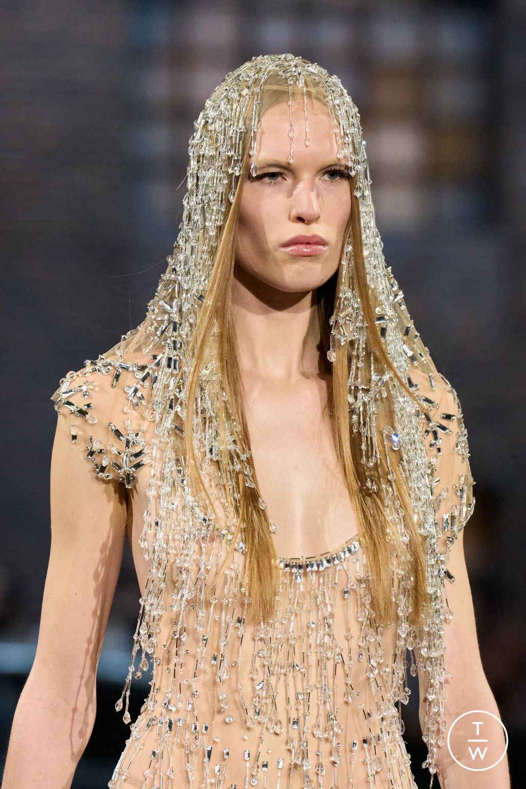 Fashion Week Milan Fall/Winter 2025 look 33 from the Dsquared2 collection womenswear accessories