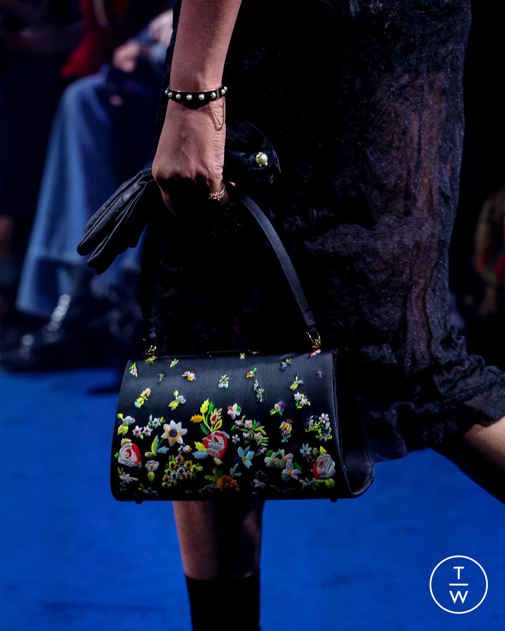 Fashion Week Paris Fall/Winter 2023 look 11 de la collection Christian Dior womenswear accessories