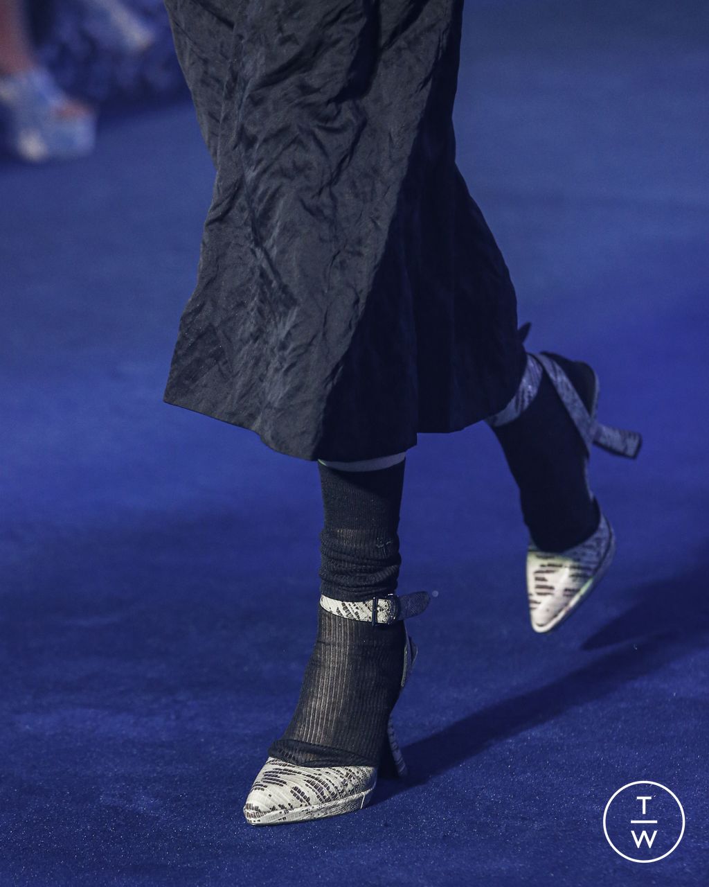 Fashion Week Paris Fall/Winter 2023 look 20 from the Christian Dior collection womenswear accessories