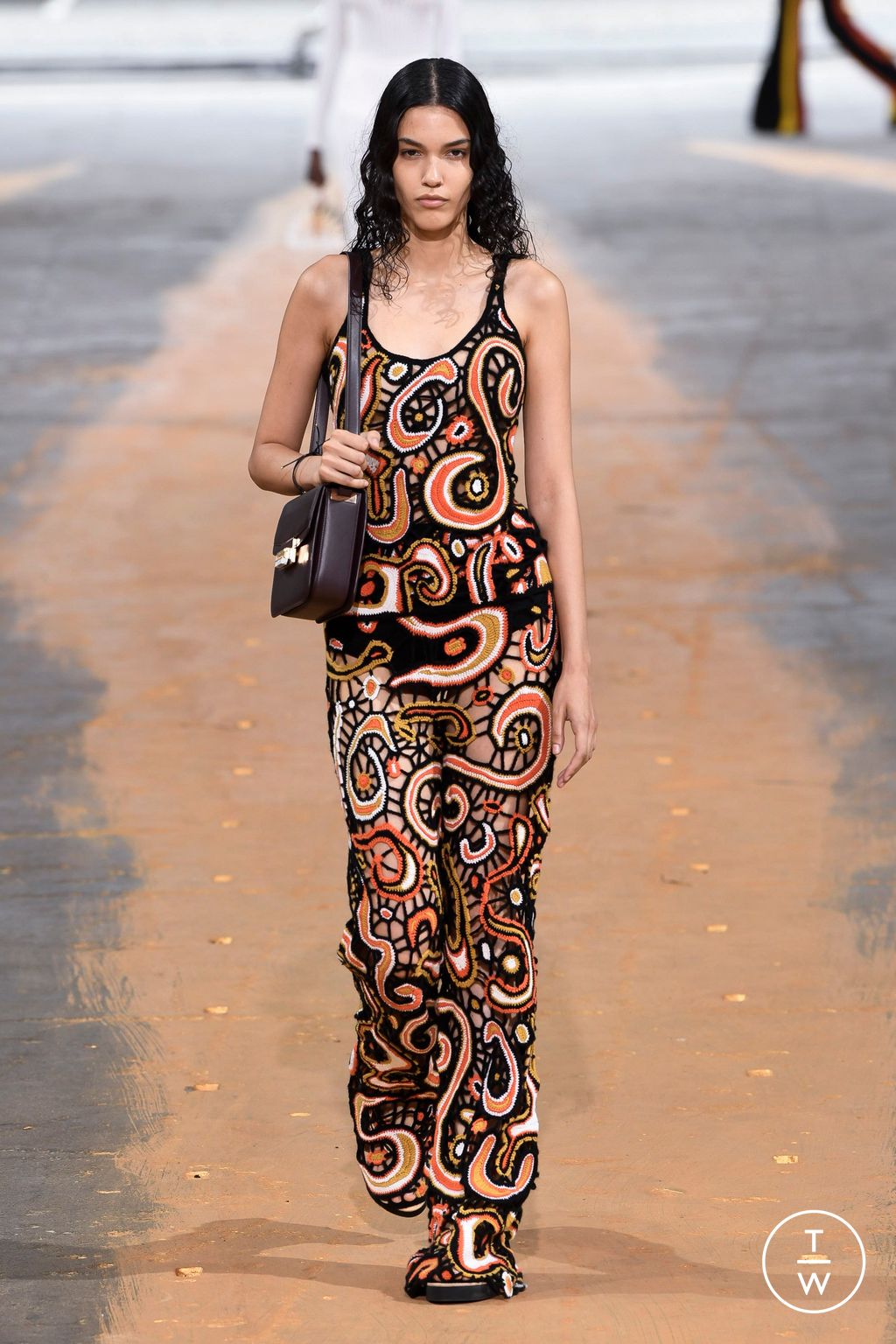 Fashion Week New York Spring/Summer 2023 look 30 from the Gabriela Hearst collection womenswear