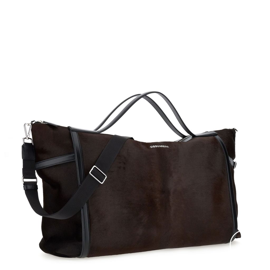 Fashion Week Milan Fall/Winter 2024 look 5 from the Dsquared2 collection menswear accessories