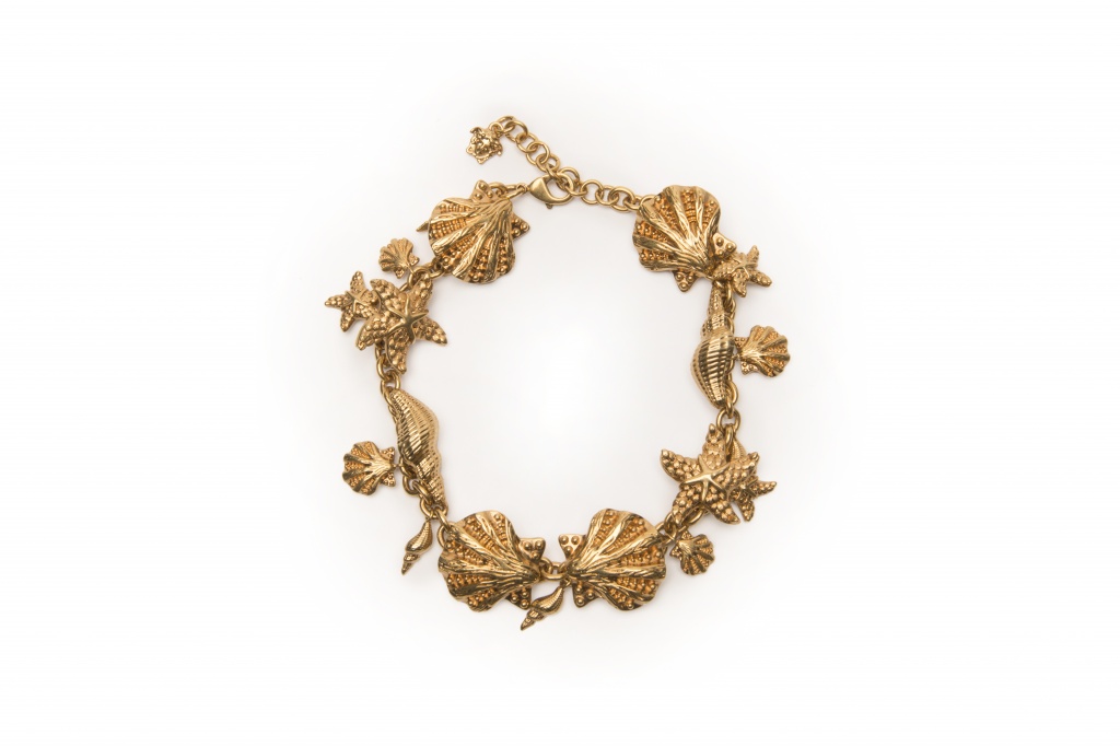 Fashion Week Milan Spring/Summer 2018 look 45 from the Versace collection 女装配饰