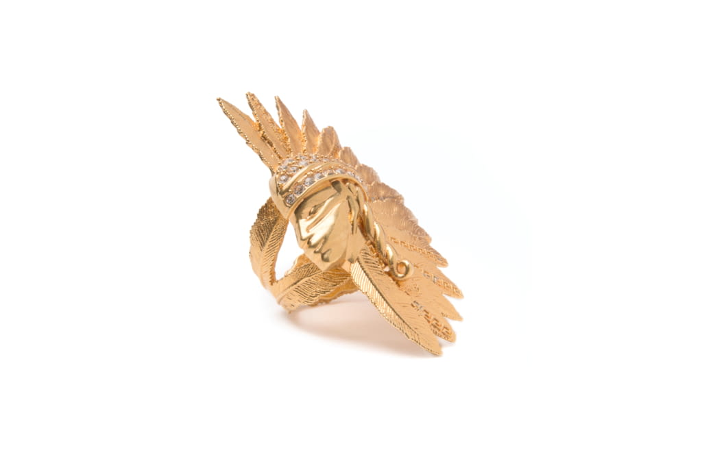 Fashion Week Milan Spring/Summer 2018 look 68 from the Versace collection 女装配饰