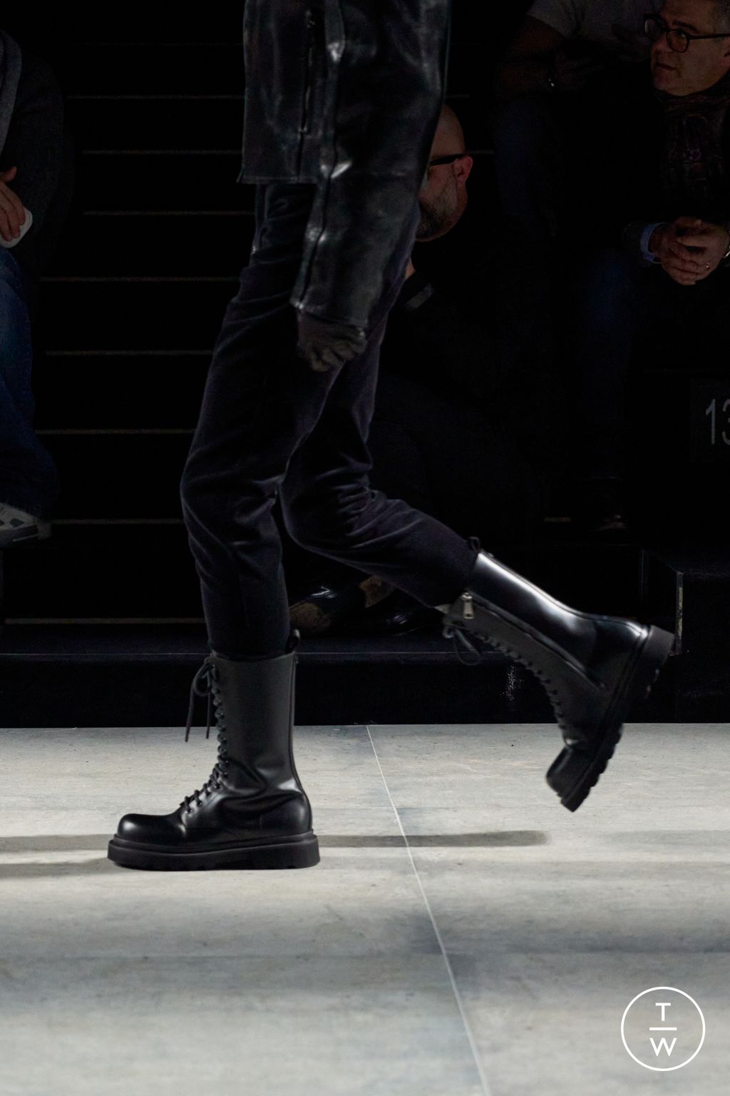 Fashion Week Milan Fall/Winter 2024 look 9 from the Dolce & Gabbana collection menswear accessories