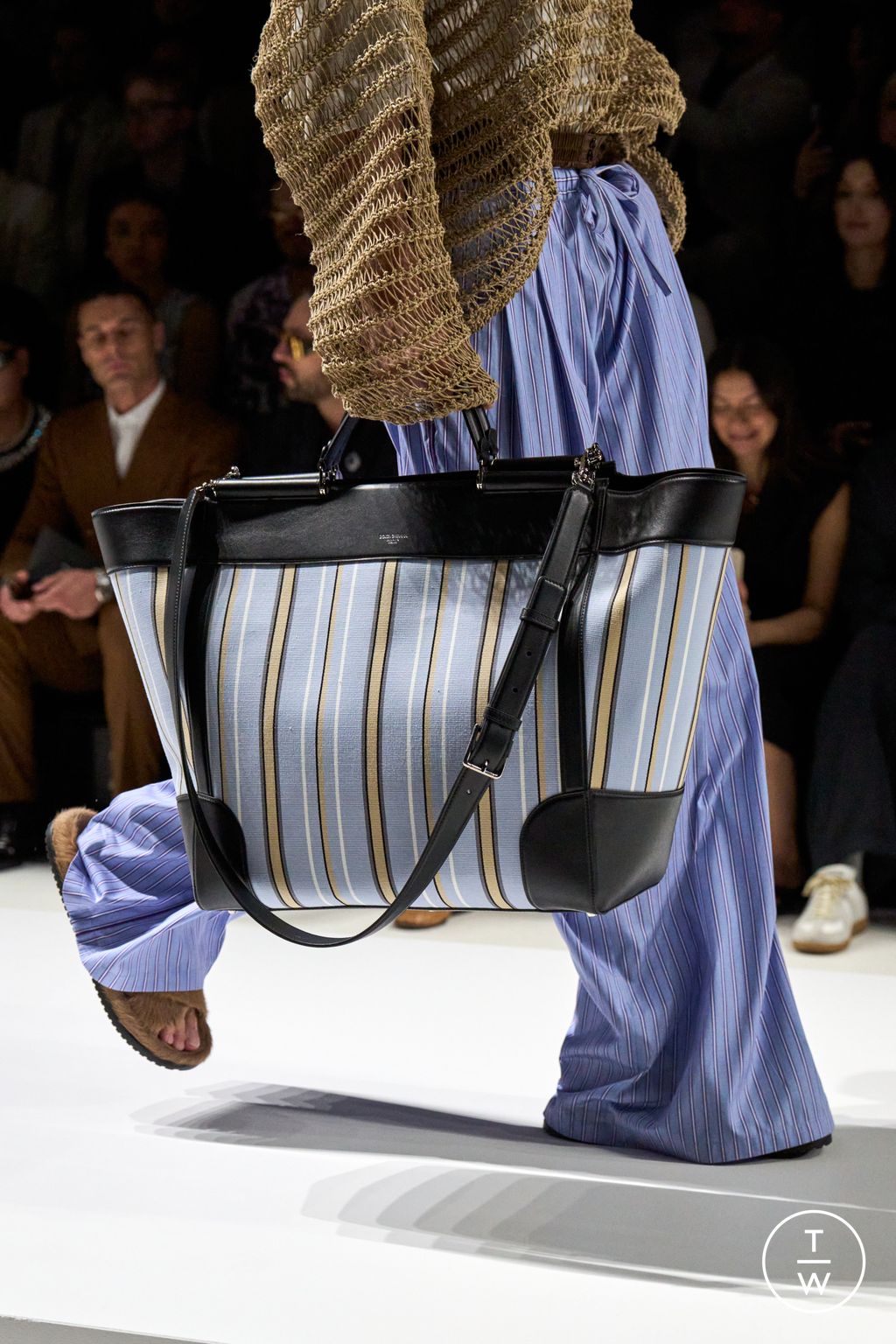 Fashion Week Milan Spring/Summer 2026 look 8 from the Dolce & Gabbana collection menswear accessories