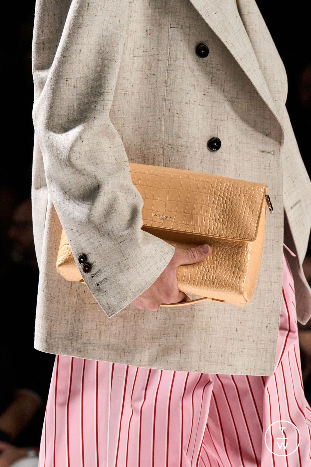 Fashion Week Milan Spring/Summer 2026 look 29 from the Dolce & Gabbana collection menswear accessories