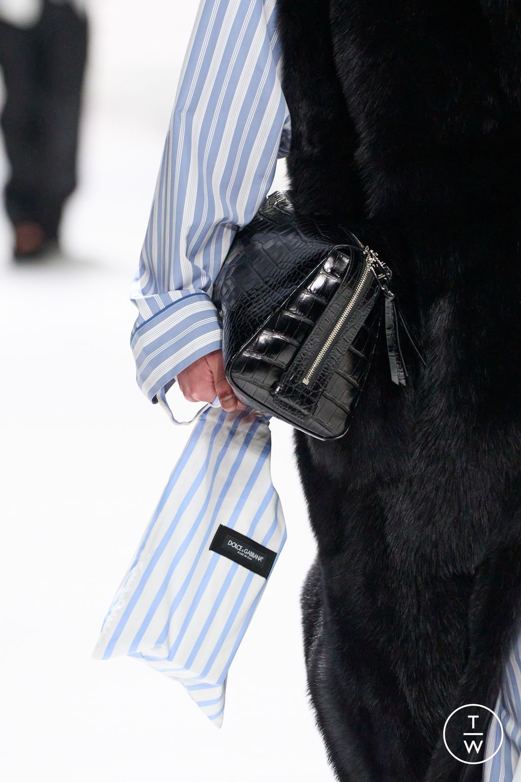 Fashion Week Milan Spring/Summer 2026 look 46 from the Dolce & Gabbana collection menswear accessories