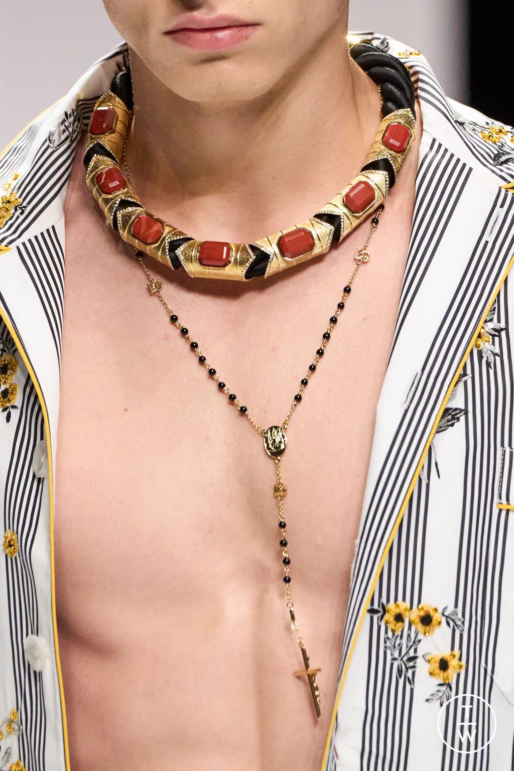 Fashion Week Milan Spring/Summer 2026 look 49 from the Dolce & Gabbana collection menswear accessories