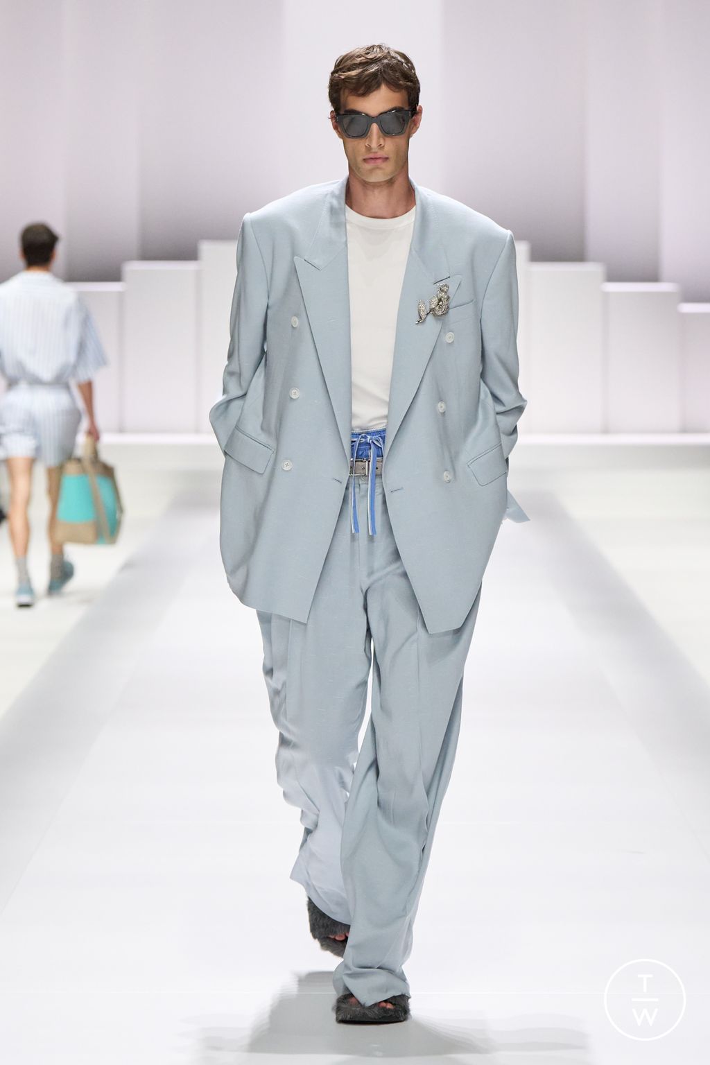 Fashion Week Milan Spring/Summer 2026 look 14 from the Dolce & Gabbana collection menswear