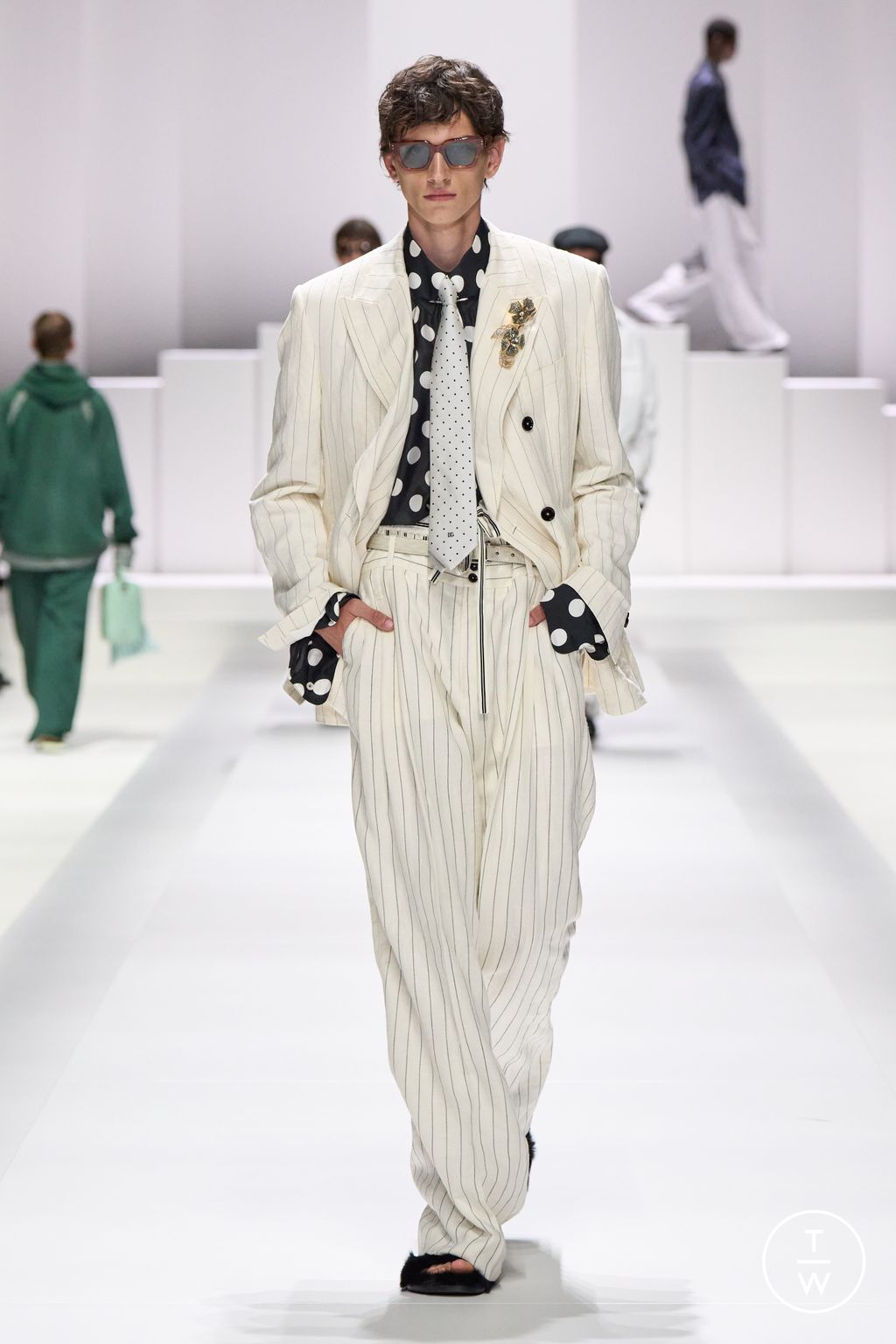Fashion Week Milan Spring/Summer 2026 look 19 from the Dolce & Gabbana collection menswear